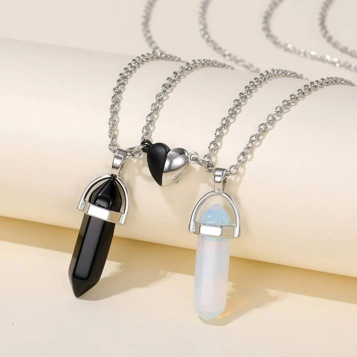 Crystal Pendant Necklace With Magnetic Heart